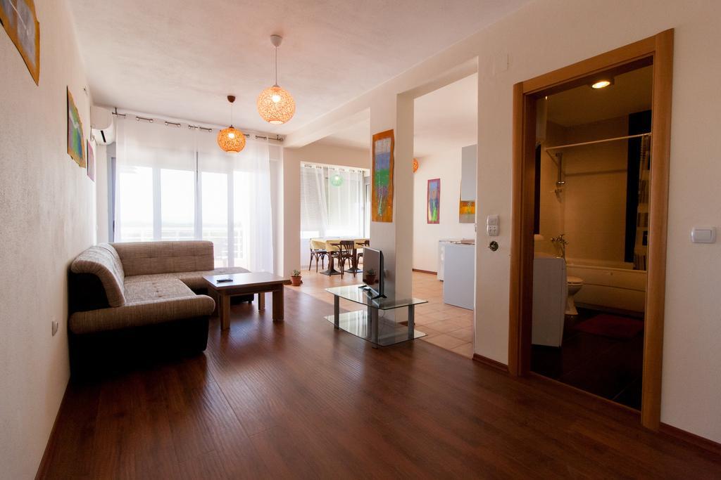 Art I Apartments Ulcinj Bagian luar foto