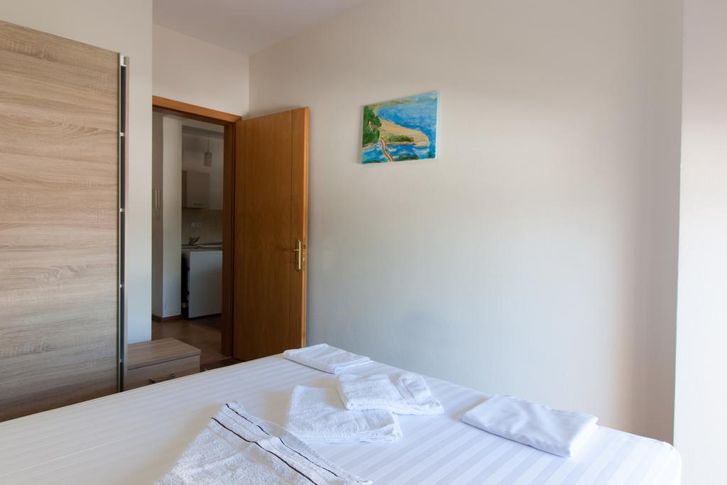Art I Apartments Ulcinj Bagian luar foto