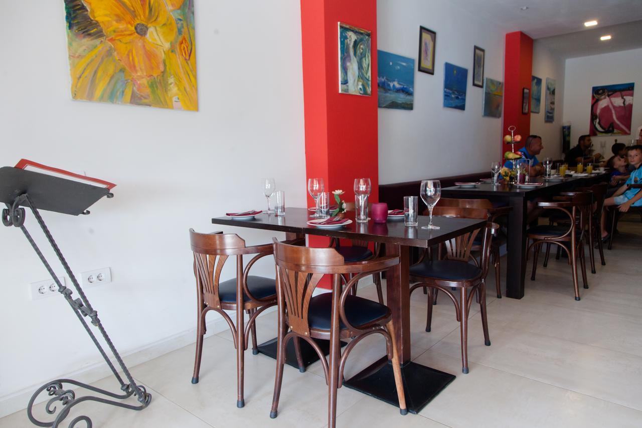 Art I Apartments Ulcinj Bagian luar foto